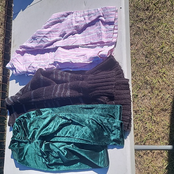 (7) Womans Medium (bundle) - Picture 1 of 3